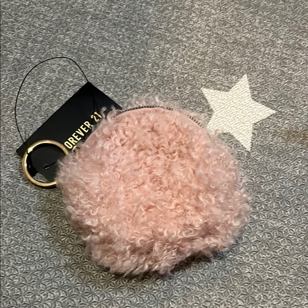 Forever 21 Blush Pink Fluffy Coin Purse Holder NEW